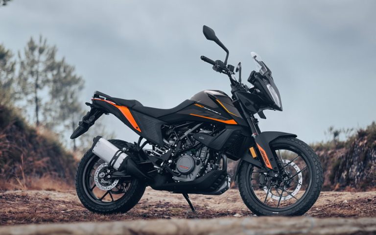390-Adventure-X-Model-Image-1080x675