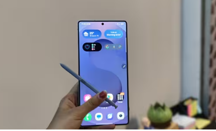 Samsung Galaxy S26 Ultra में आएगी नई CoE OLED डिस्प्ले टेक्नोलॉजी: iPhone 17 Pro Max को देगी कड़ी टक्कर